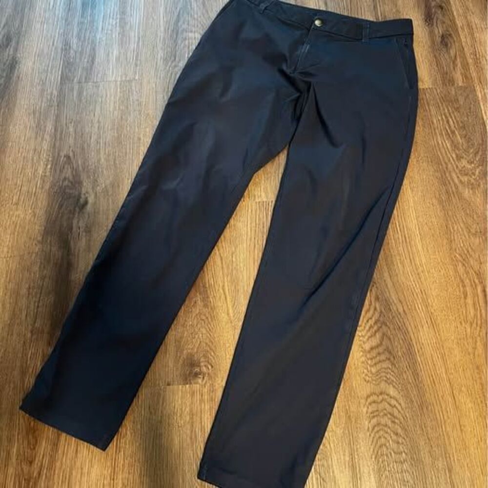 Lululemon Men’s Commission Pants 34
